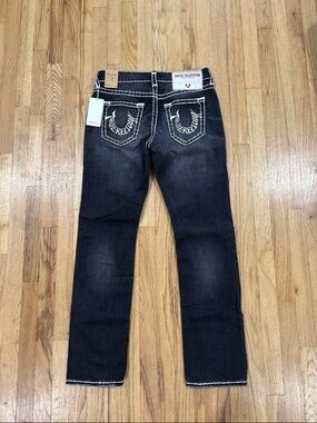 NWT True Religion Ricky Super Tr Embroidery Relaxed Straight Jean W30